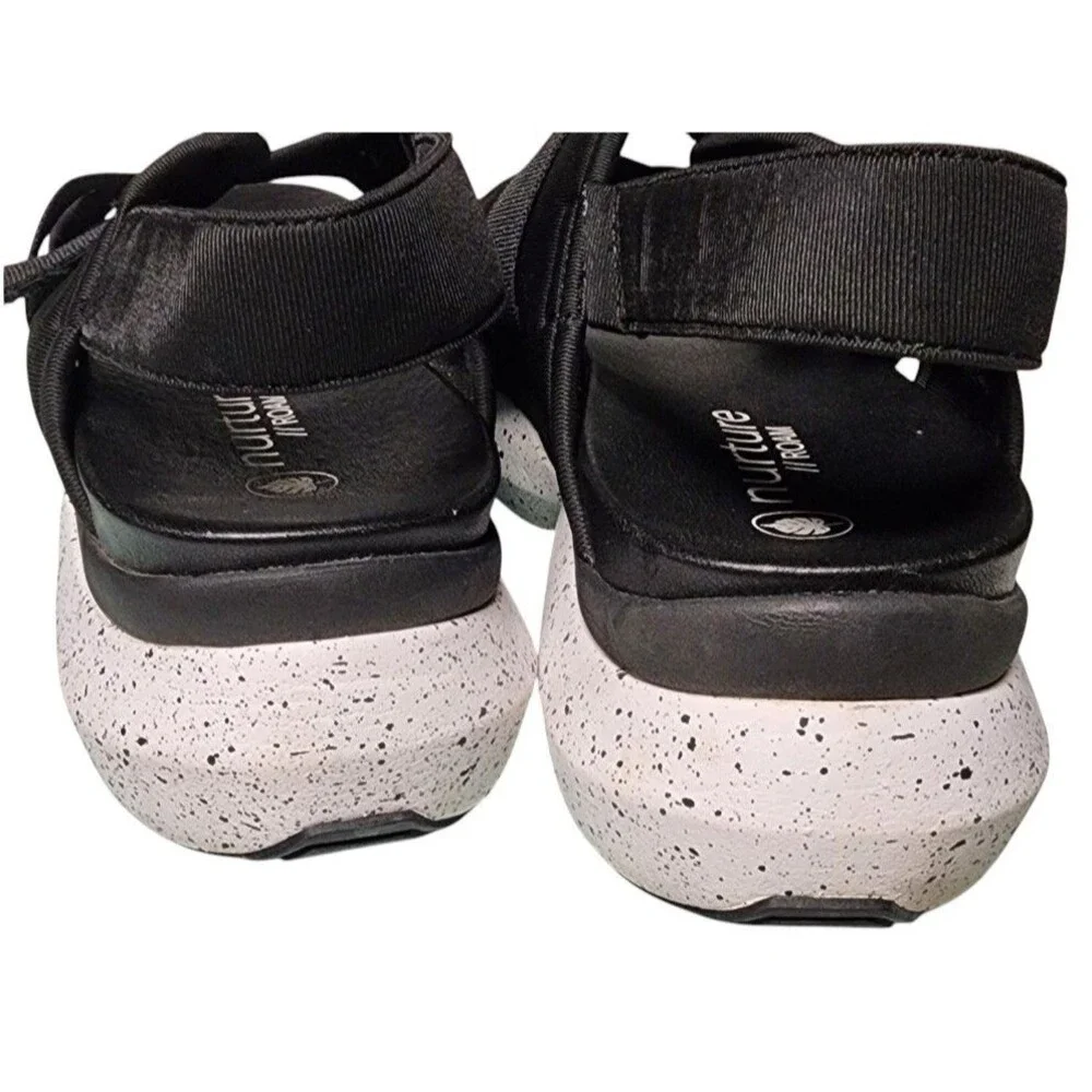 Nurture Roam Canyon Split Sole Platform Sandals Size 10 Black